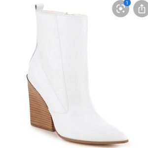 Bleecker & Bond White Kailey pointed toe boots